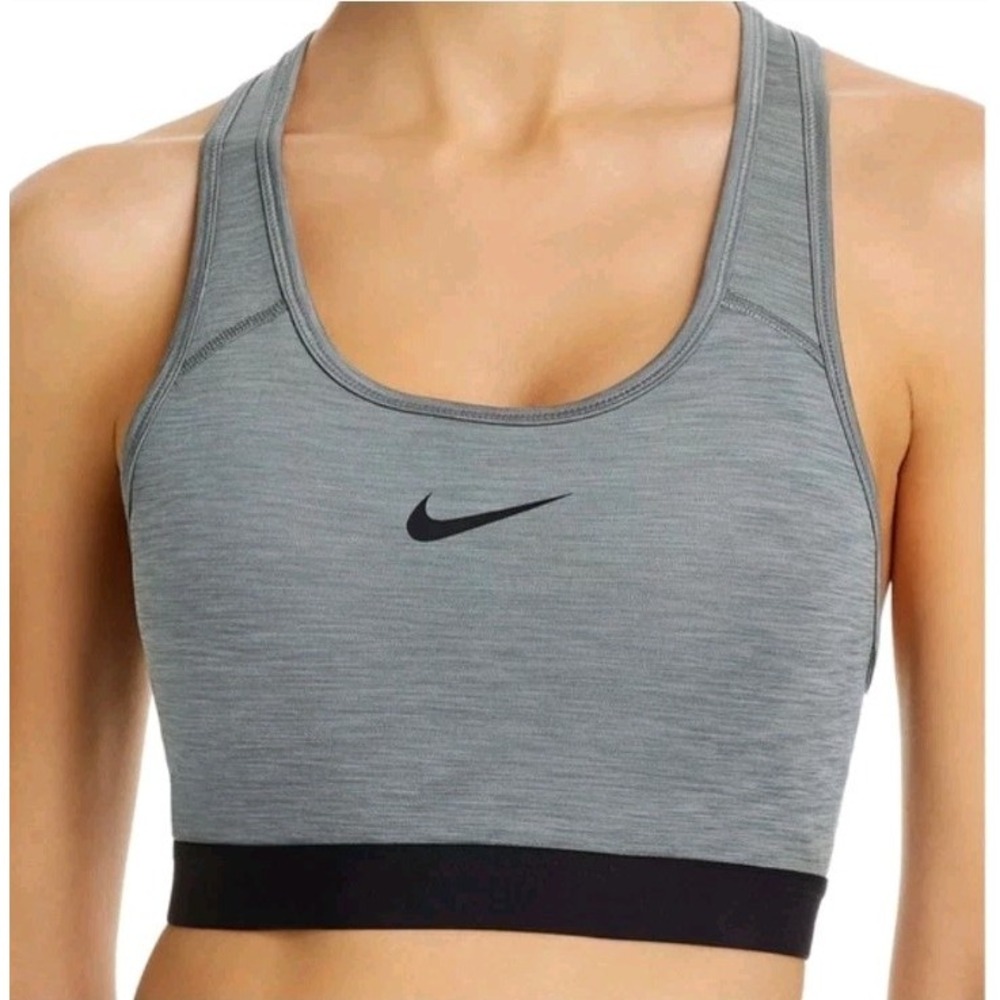 Nike Gray Black Front Swoosh‎ Padded Racerback Athletic Sports Bra Size M